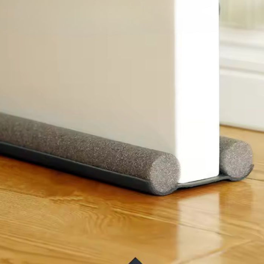 Joint de Bas de Porte Étanche – Isolation Thermique, Anti-Courant d’Air & Réduction du Bruit