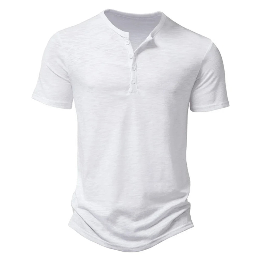 T-shirt oversize à col relax – L’alliance du style estival et du confort absolu