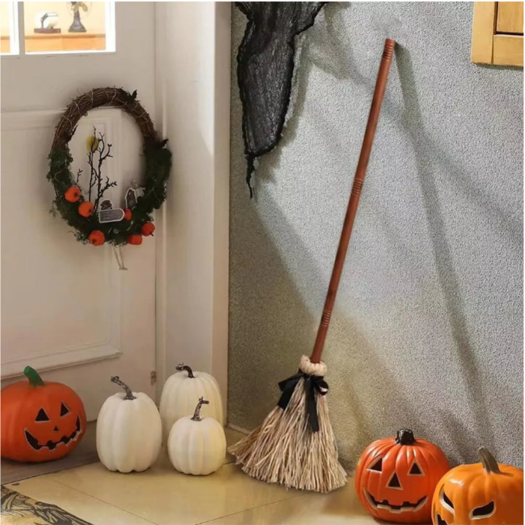 Balai de Sorcière Animé avec Son & Mouvement – Décoration Halloween Effrayante