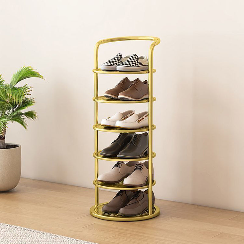 Étagère à chaussures : détail et mise en situation.