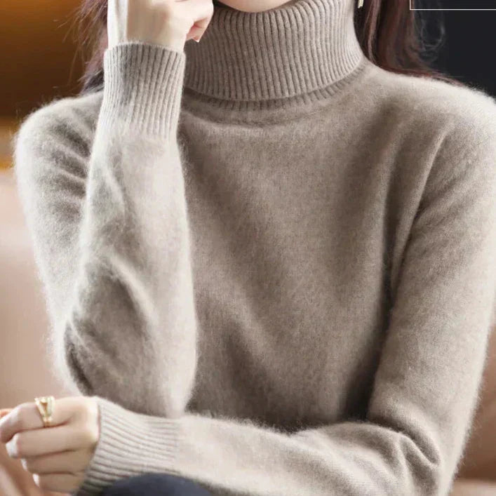 Pull Femme à Col Roulé et Maille Douce – Camel