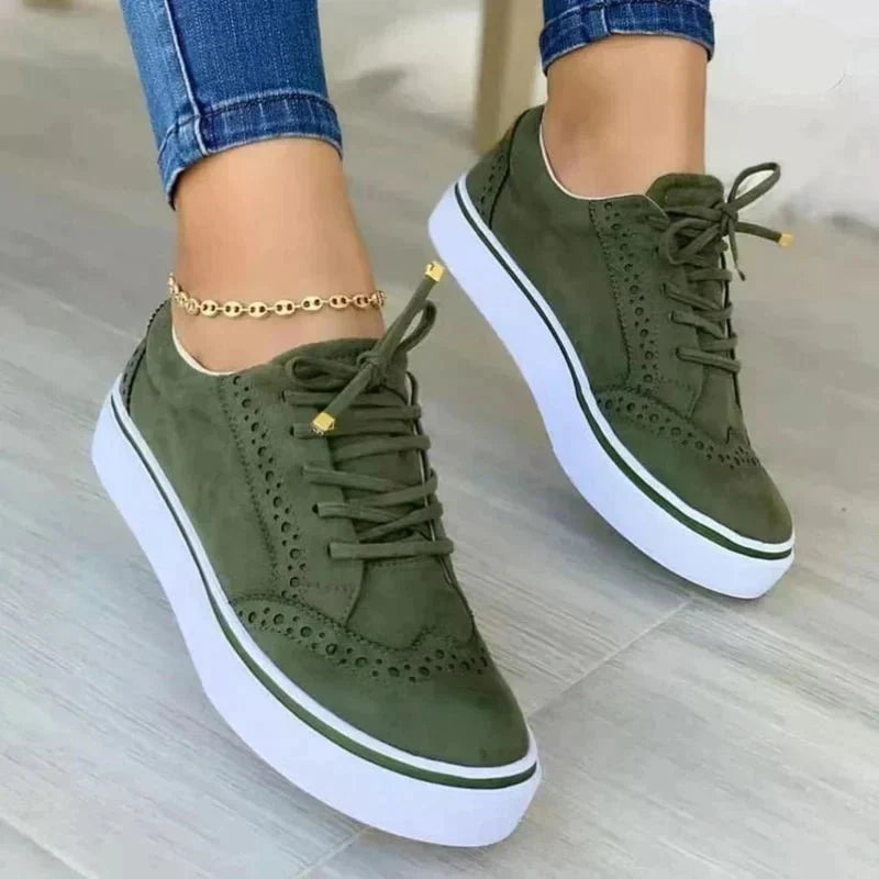 Baskets Femme à Plateforme et Lacets – Détails Perforés – Vert