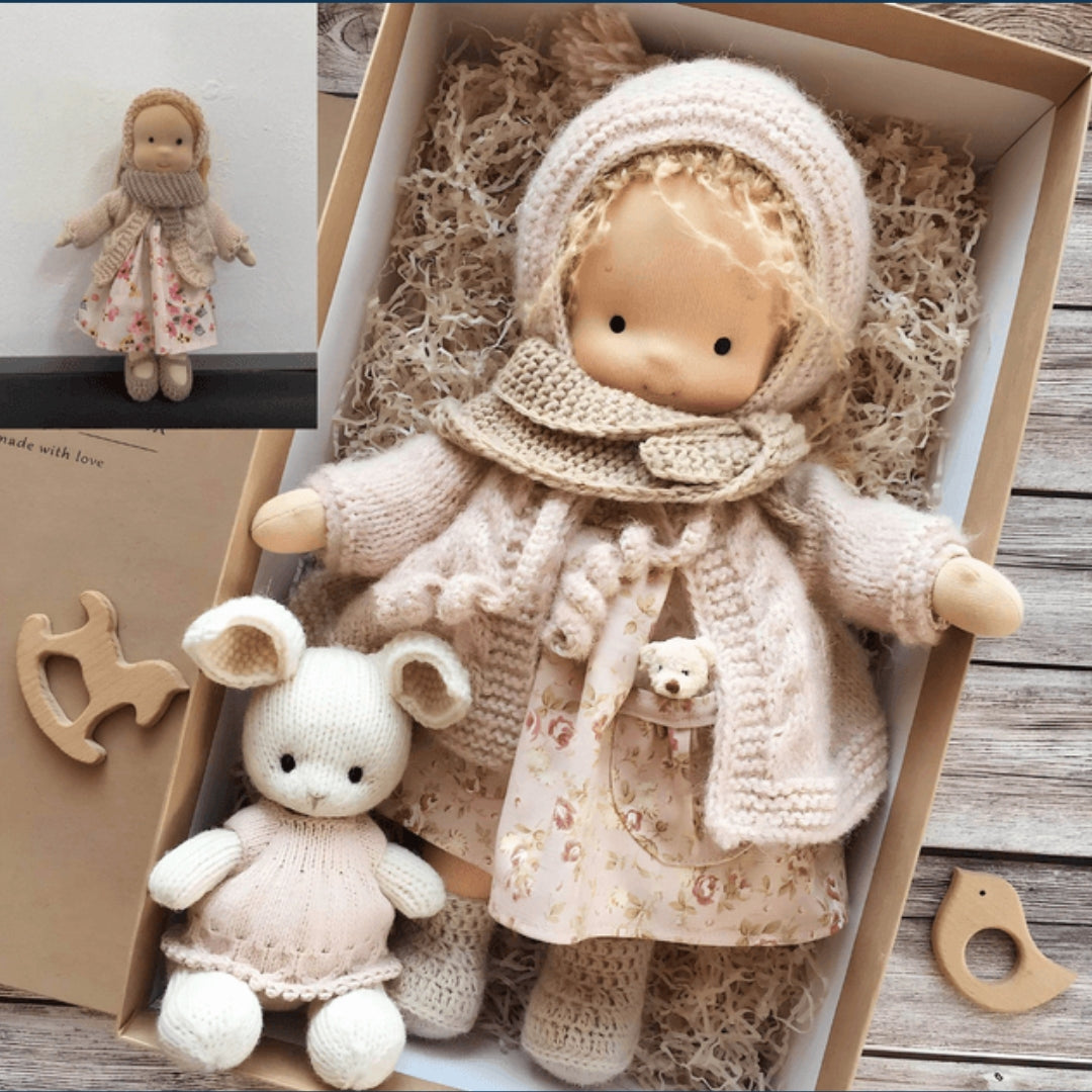 Elora – Poupée Waldorf en coton faite main, jouet créatif