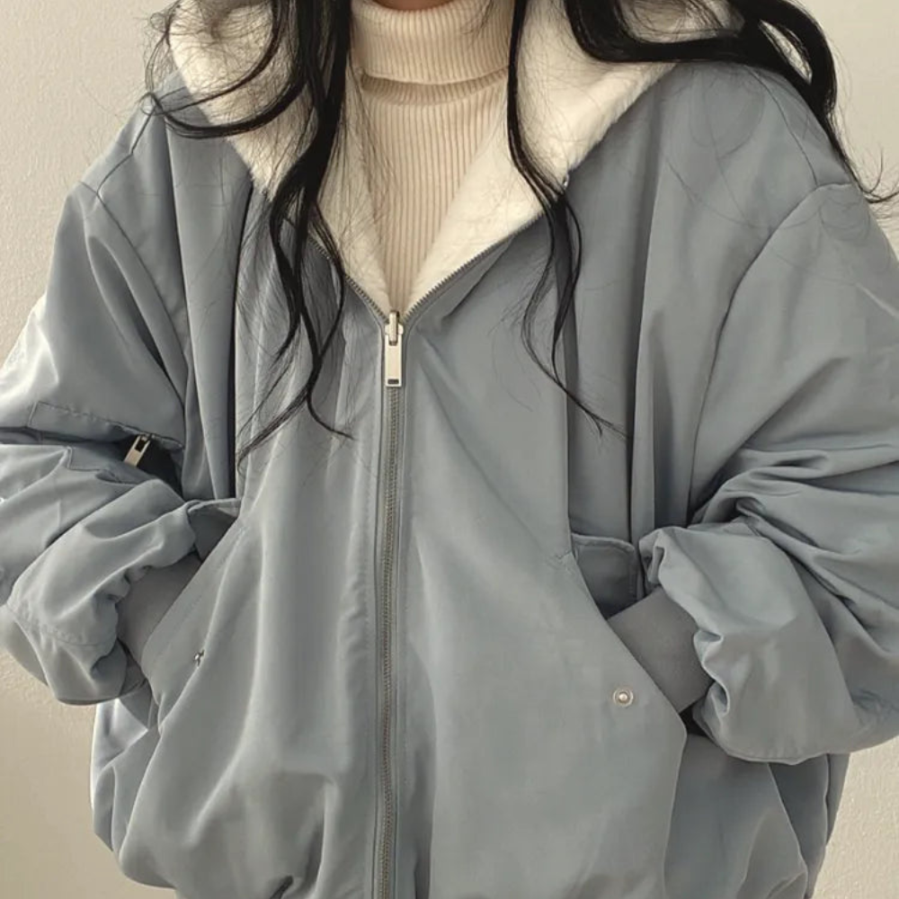 Veste femme : détail et mise en situation.